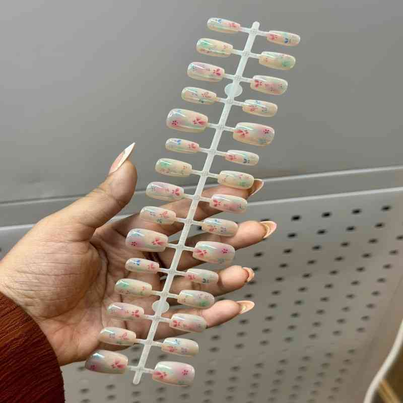 Fake Nails 06